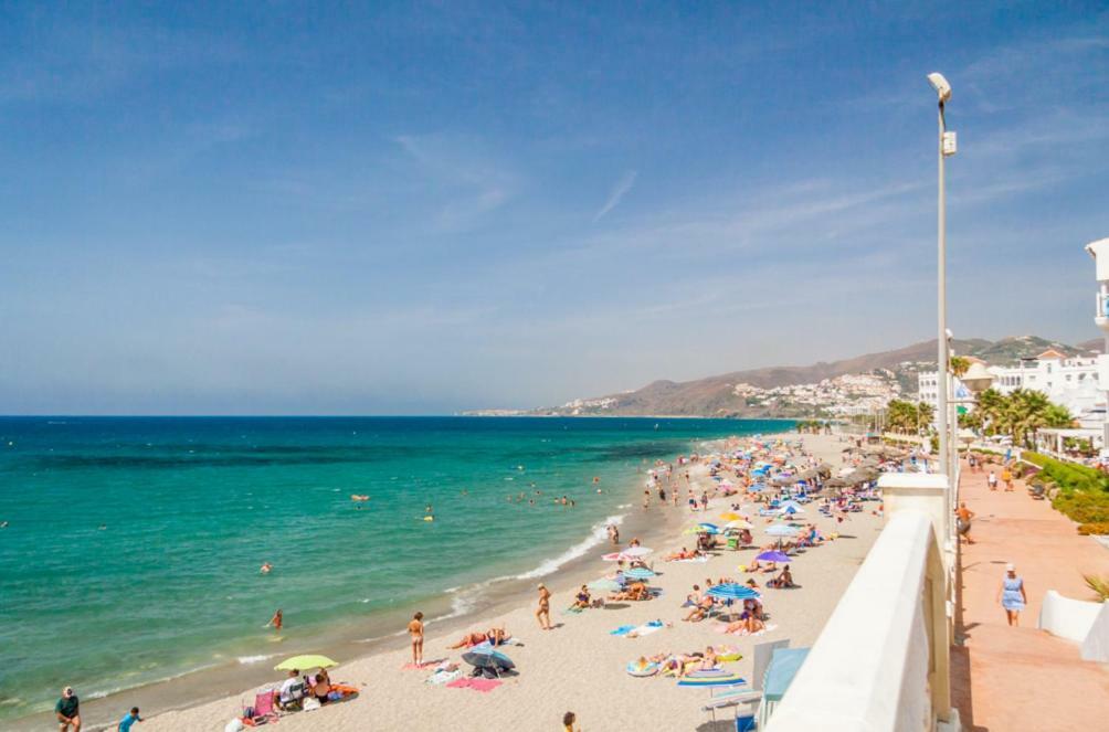Casa Playa Torrecilla Hébergement de vacances Nerja